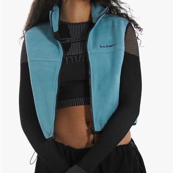 Meet your Poshers; duo Valerie & Daughter Peyton - Picture 12 of 12